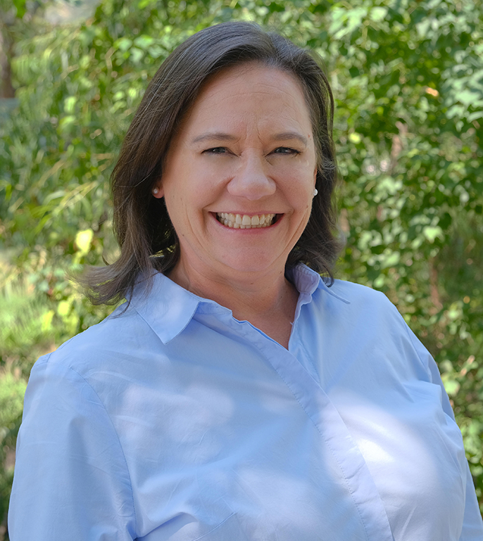 Photo of Ali McMillan